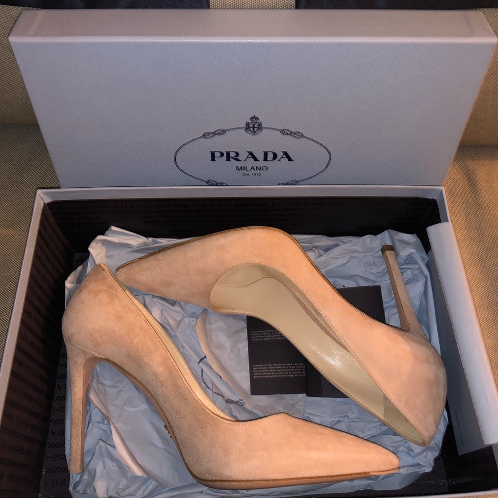 🚫SOLD🚫Prada Calzature Donna nude heels